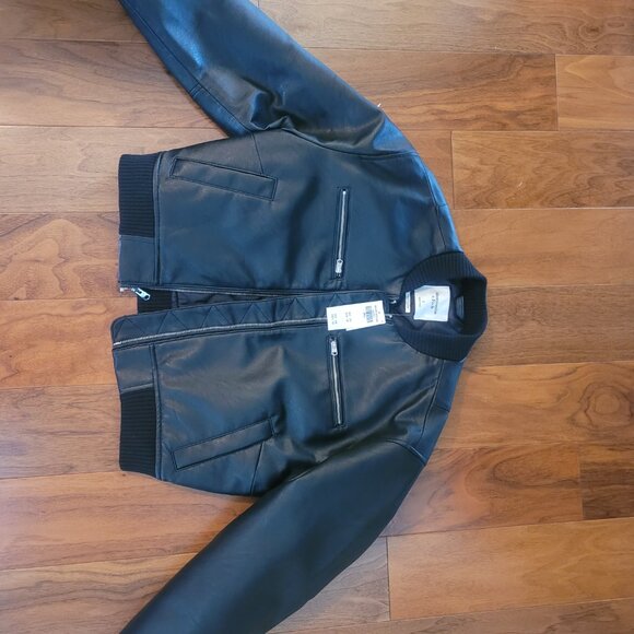 Abercrombie black vegan leather cropped bomber jacket - Picture 2 of 2